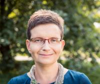   dr hab. inż.  Janina Zaczek-Peplinska  przewodnicząca Komitetu